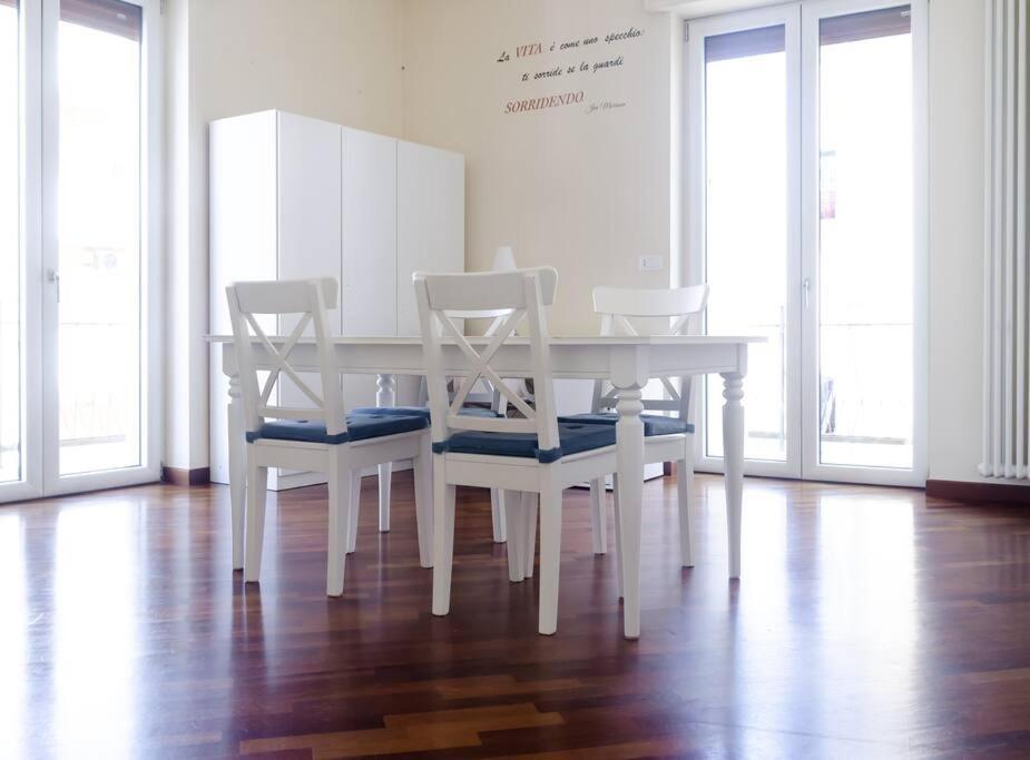 City Suite - Appartamento Spazioso Nel Centro Di Bari Exterior foto